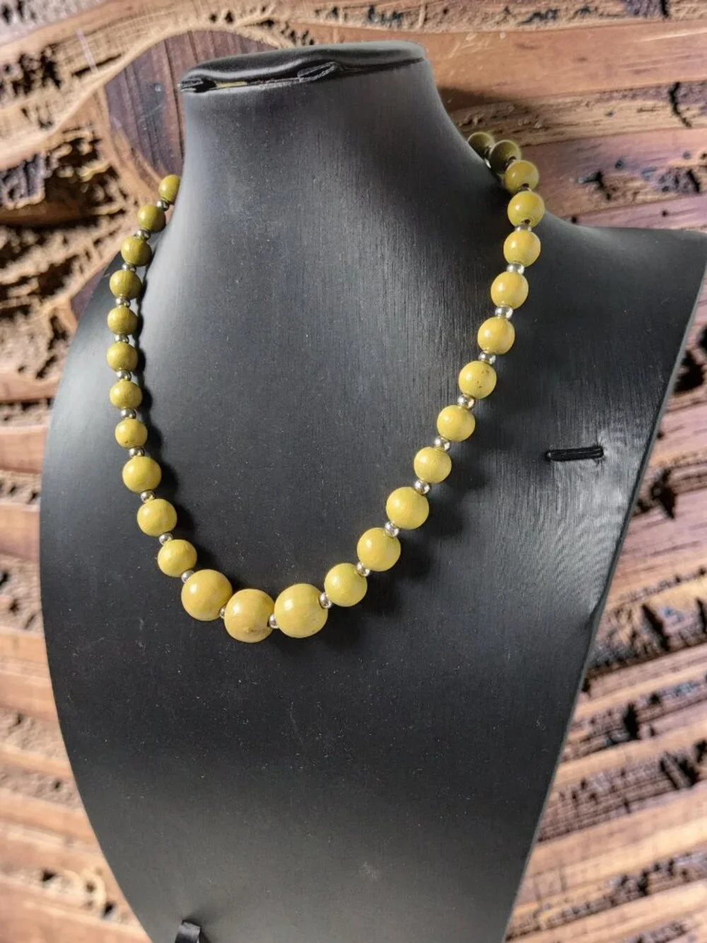 vintage polished olive wooden and silver metal beaded single row necklace